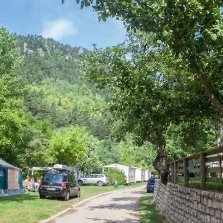 Kamp alanı Mobile-home 30m² Avec Terrasse A - Api-1-52-172 *