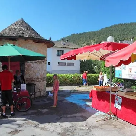 Mobile-home 30m² Avec Terrasse A - Api-1-52-172 Kemping